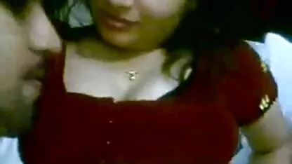 Emily film porno gratuit marocain bloom