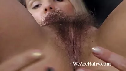Mulâtres jeunes chevauchant un pénis de beaux hommes film porno femme marocaine