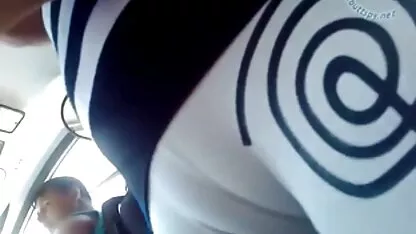 Mec se fille marocaine porno réveille sa petite amie pour le sexe et elle n'a pas refusé