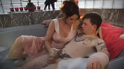 Jelena Jensen et Andy San Dimas sexe chaud film marocain porn