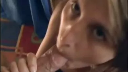 Bouche babe travail délicat sur la bite dure fille marocain porno