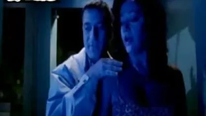 Une bonne fille donne une très bonne films x marocains pipe et se fait enculer